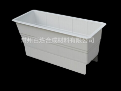 玻璃鋼花盆作為景觀花盆的優(yōu)勢(shì)